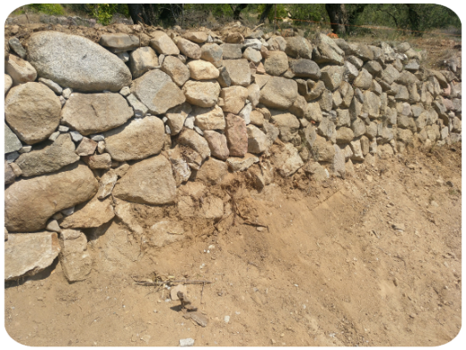 Marge de pedra seca , repació, construcció